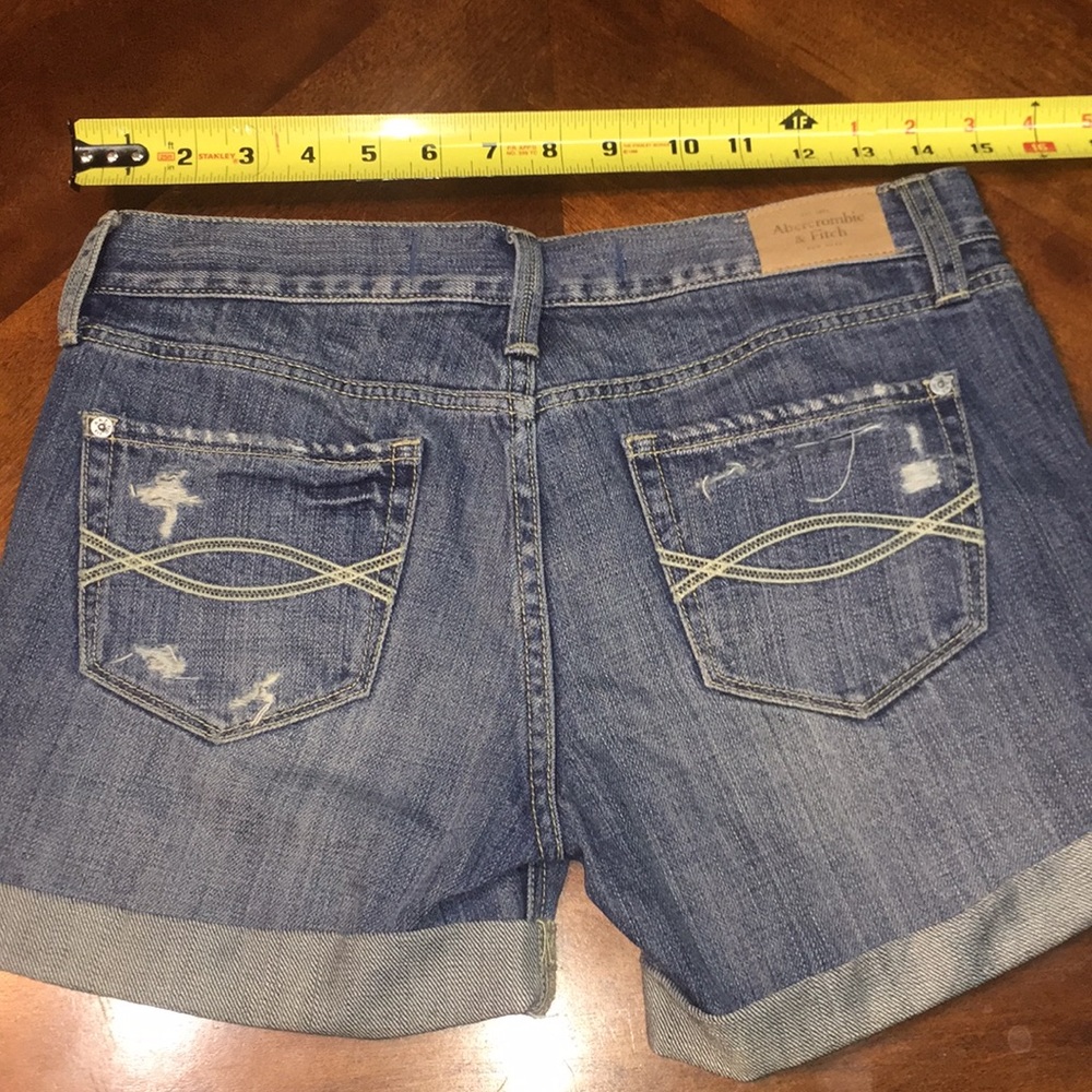 A n F jean shorts - Picture 3 of 8